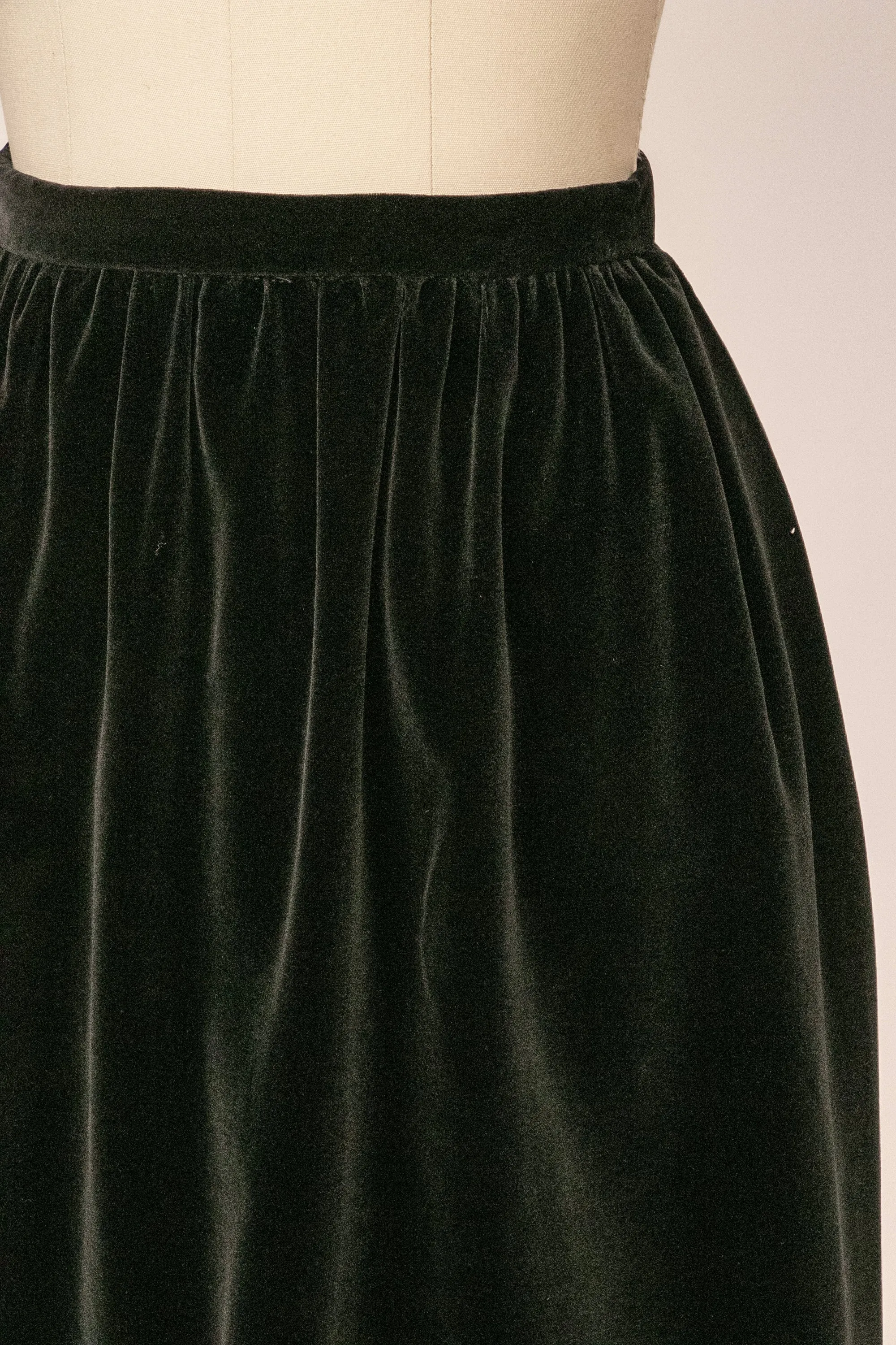 1970s Velvet Maxi Full Skirt Black XS