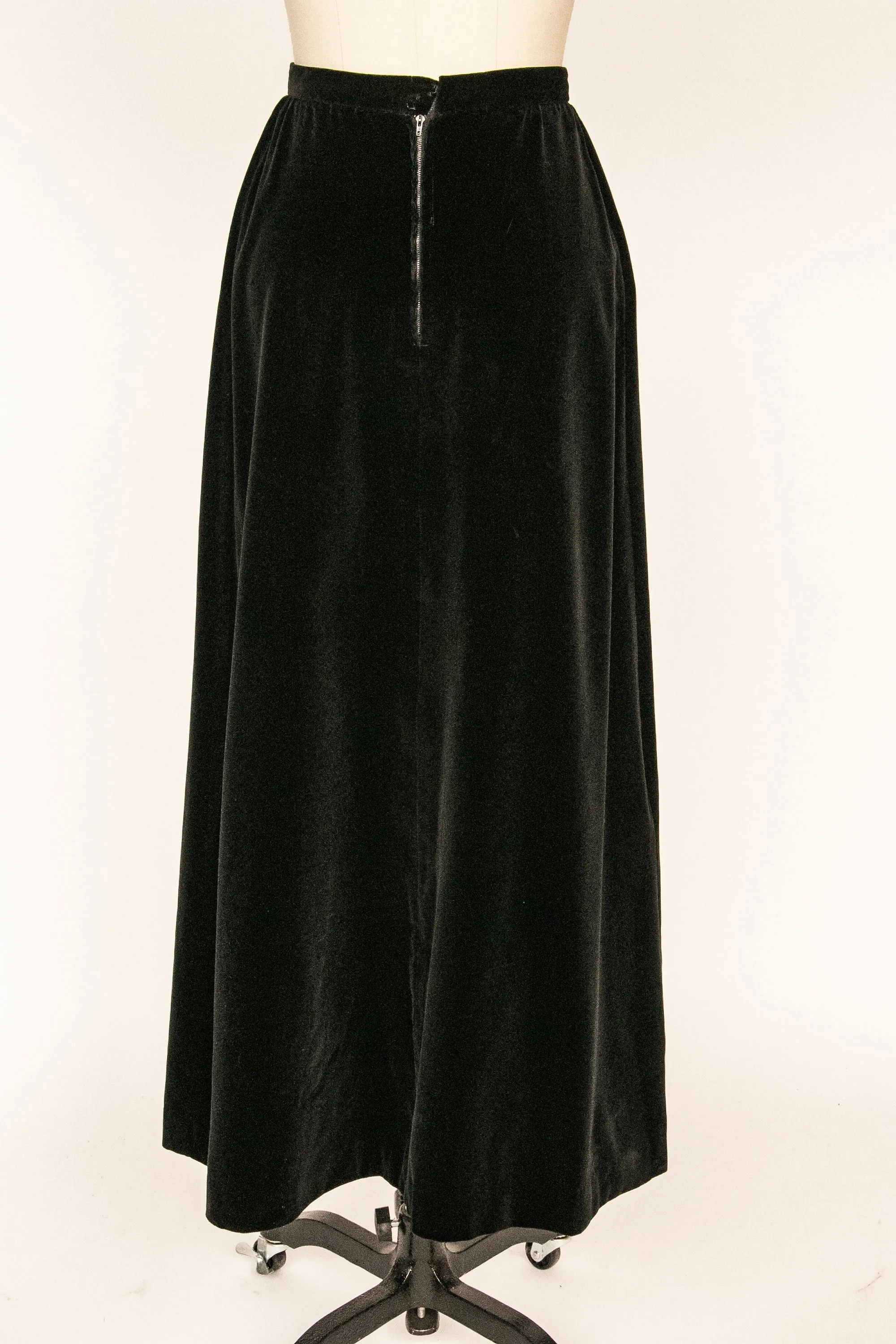 1970s Velvet Maxi Full Skirt Black XS