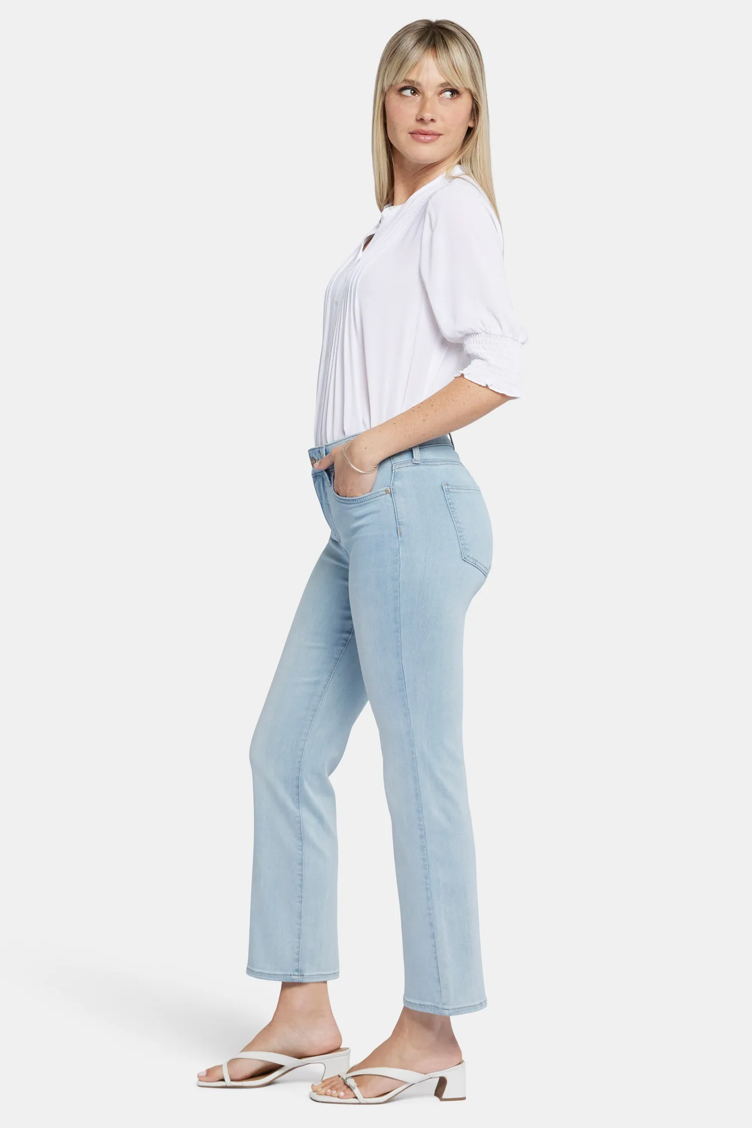 Marilyn Straight Ankle Jeans In Petite - Mykonos