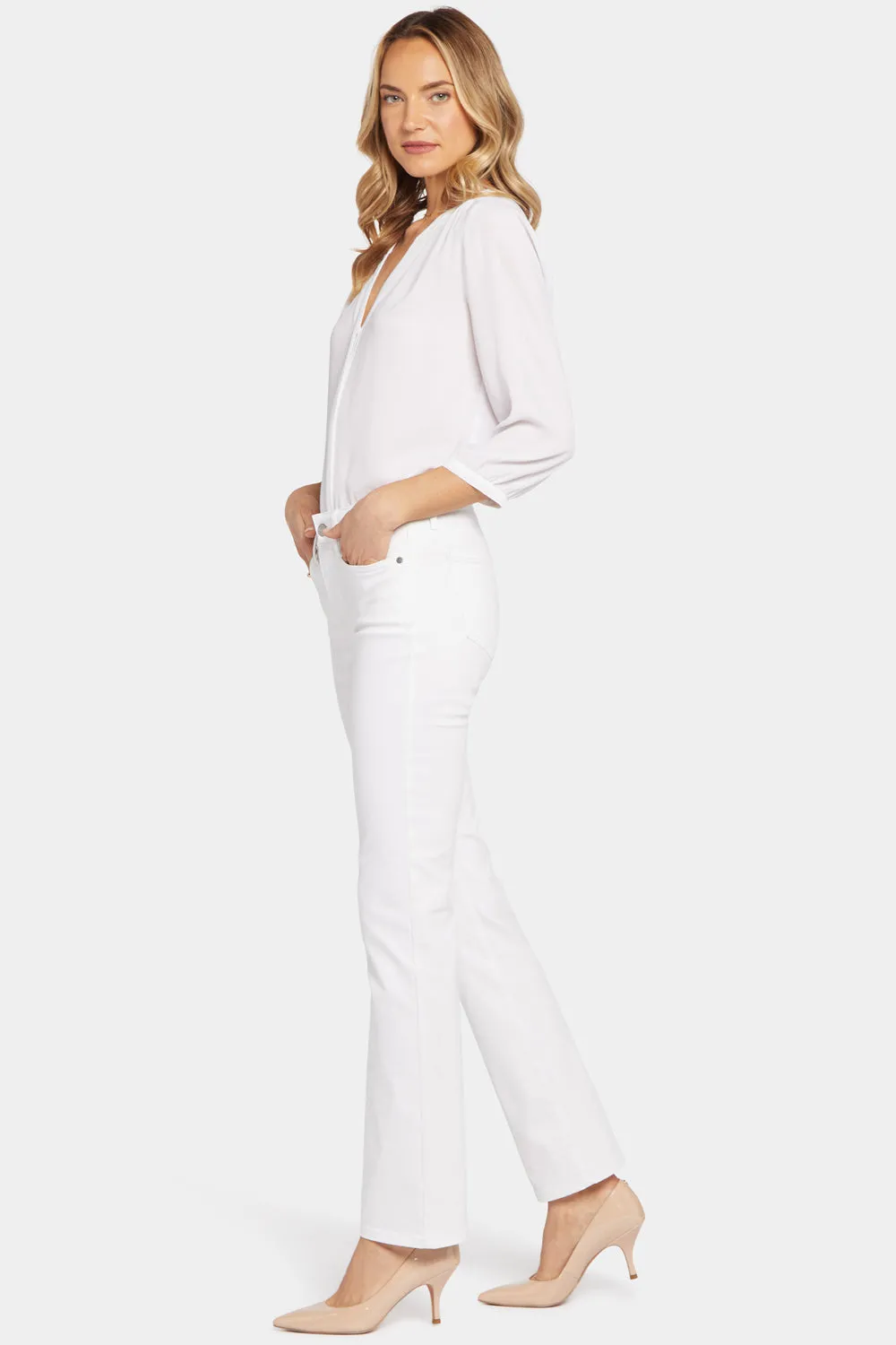 Marilyn Straight Jeans In Petite - Optic White